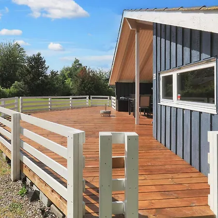 別荘 6 Person In Vaeggerlose Bøtø By